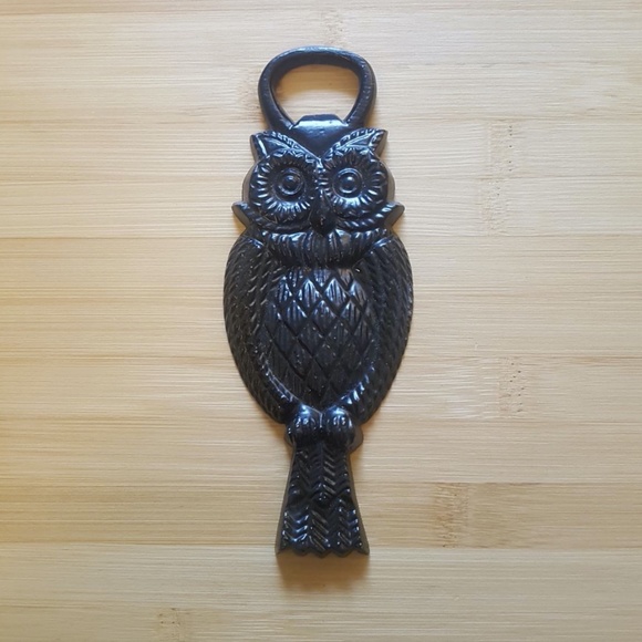 NWOT Cast Iron Owl Bottle Opener - Picture 1 of 5